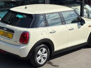 Mini Hatch One 1.2 Automatic Pepper 5 door + VISUAL BOOST + VISIBILITY PACK + PDC 10