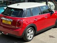 Mini Hatch Cooper 1.5 Automatic Pepper 5 door + VISUAL BOOST AUDIO + PARK ASSIST 10