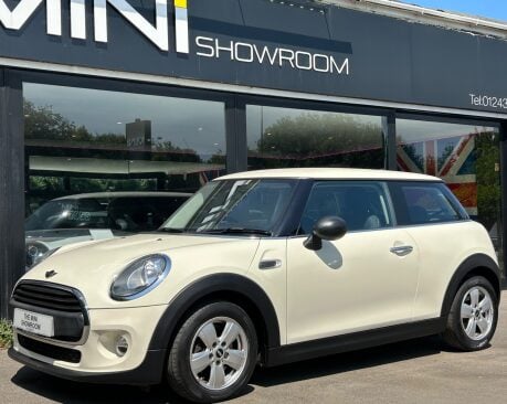 Mini Hatch One 1.2 Pepper 3 door + VISUAL BOOST AUDIO + MINI CONNECTED 1