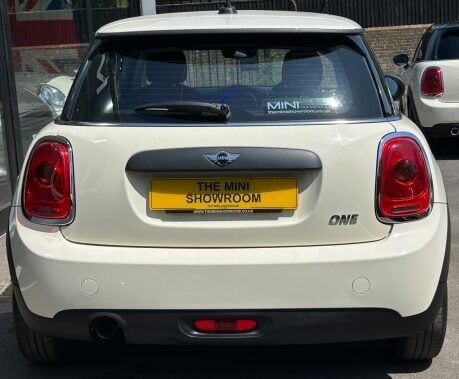 Mini Hatch One 1.2 Pepper 3 door + VISUAL BOOST AUDIO + MINI CONNECTED 7