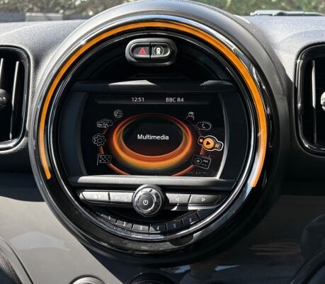 Mini Countryman Cooper 1.5 Chili / Media 5 door - SAT NAV + MINI CONNECTED 14