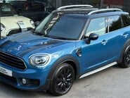Mini Countryman Cooper 1.5 Chili / Media 5 door - SAT NAV + MINI CONNECTED 9