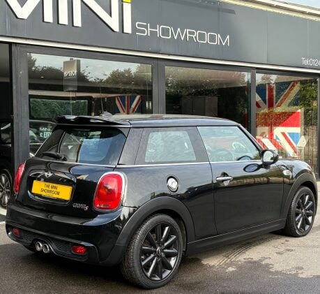 Mini Hatch Cooper S 2.0 Chili / Media XL 3 door + PRO SAT NAV + HEAD-UP DISPLAY 2