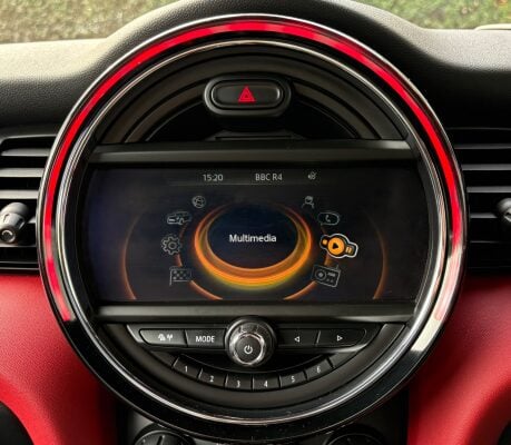 Mini Hatch Cooper S 2.0 Chili / Media XL 3 door + PRO SAT NAV + HEAD-UP DISPLAY 13