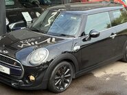 Mini Hatch Cooper S 2.0 Chili / Media XL 3 door + PRO SAT NAV + HEAD-UP DISPLAY 9