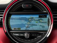 Mini Hatch Cooper S 2.0 Chili / Media XL 3 door + PRO SAT NAV + HEAD-UP DISPLAY 12