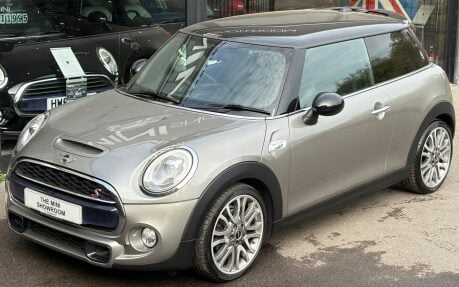 Mini Hatch Cooper S 2.0 Chili / Media XL 3 door - PRO SAT NAV + LOUNGE LEATHER 9