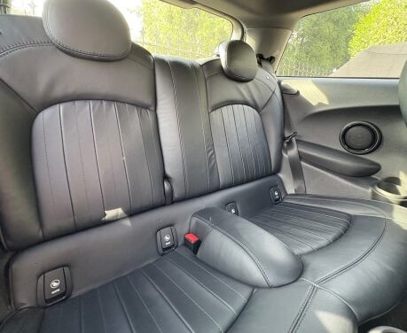 Mini Hatch Cooper S 2.0 Chili / Media XL 3 door - PRO SAT NAV + LOUNGE LEATHER 5