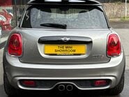 Mini Hatch Cooper S 2.0 Chili / Media XL 3 door - PRO SAT NAV + LOUNGE LEATHER 7