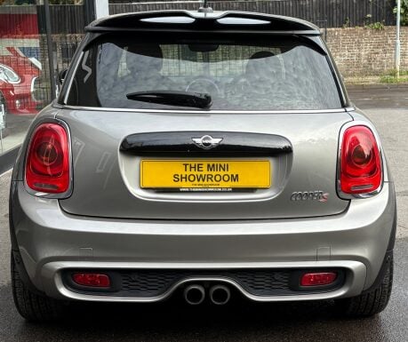 Mini Hatch Cooper S 2.0 Chili / Media XL 3 door - PRO SAT NAV + LOUNGE LEATHER 7