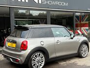 Mini Hatch Cooper S 2.0 Chili / Media XL 3 door - PRO SAT NAV + LOUNGE LEATHER 2