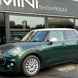 Mini Hatch Cooper 1.5 Automatic Chili / Media XL 5 door - PRO SAT NAV + CONNECTED