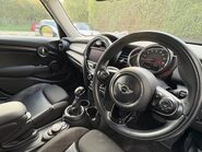 Mini Hatch Cooper 1.5 Automatic Chili / Media XL 5 door - PRO SAT NAV + CONNECTED 3