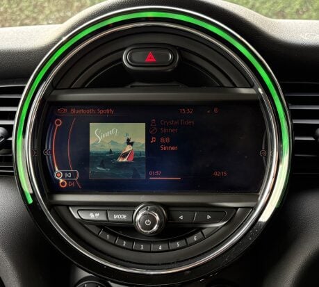 Mini Hatch Cooper 1.5 Automatic Chili / Media XL 5 door - PRO SAT NAV + CONNECTED 13