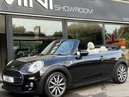 Mini Convertible Cooper 1.5 Automatic Chili / Media XL - DEPOSIT TAKEN 1