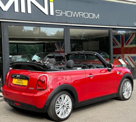 Mini Convertible Cooper 1.5 Chili + HEATED SEATS + 17" ALLOYS + VISUAL BOOST 2