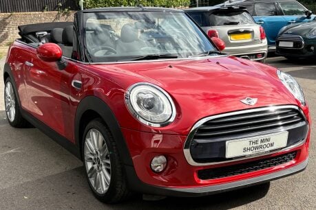 Mini Convertible Cooper 1.5 Chili + HEATED SEATS + 17" ALLOYS + VISUAL BOOST 17