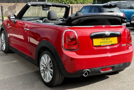 Mini Convertible Cooper 1.5 Chili + HEATED SEATS + 17" ALLOYS + VISUAL BOOST 18