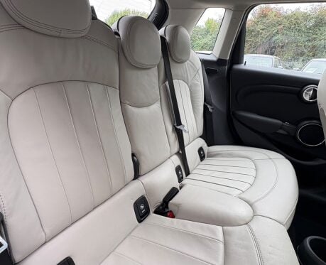 Mini Hatch Cooper 1.5 Chili 5 door + LOUNGE LEATHER + HEATED SEATS 5