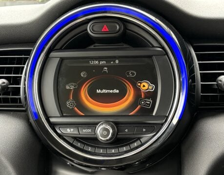 Mini Hatch Cooper 1.5 Chili 5 door + LOUNGE LEATHER + HEATED SEATS 12