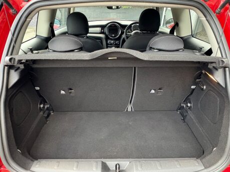 Mini Hatch One 1.2 Pepper / Media 3 door - SAT NAV + VISUAL BOOST + REAR PDC 8