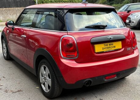 Mini Hatch One 1.2 Pepper / Media 3 door - SAT NAV + VISUAL BOOST + REAR PDC 16