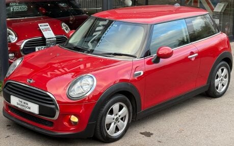Mini Hatch One 1.2 Pepper / Media 3 door - SAT NAV + VISUAL BOOST + REAR PDC 9