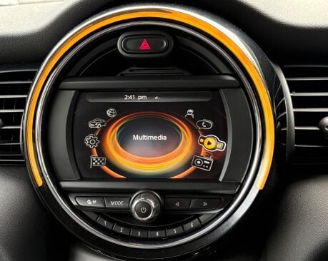 Mini Hatch One 1.2 Pepper / Media 3 door - SAT NAV + VISUAL BOOST + REAR PDC 14