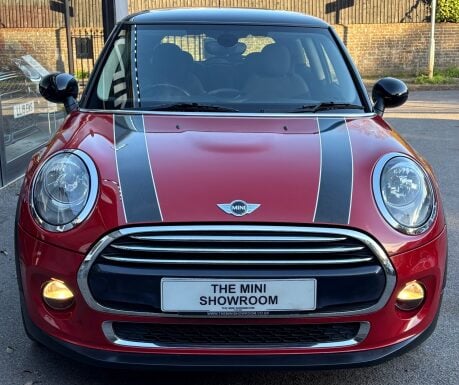 Mini Hatch Cooper 1.5 Chili / Media XL 3 door - PRO NAV + CONNECTED XL + 17" ALLOYS 6