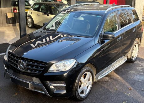 Mercedes-Benz M Class ML250 Bluetec AMG Sport 7G Automatic 10