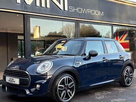 Mini Hatch One 1.2 Sport Media 5 door - JCW STYLING - NAV - LEATHER - PARK ASSIST