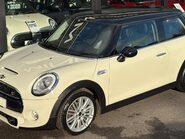Mini Hatch Cooper S 2.0 Chili / Media + SAT NAV + LEATHER + HEATED SEATS 9