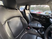 Mini Hatch Cooper S 2.0 Chili / Media + SAT NAV + LEATHER + HEATED SEATS 4