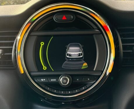 Mini Hatch Cooper S 2.0 Chili / Media + SAT NAV + LEATHER + HEATED SEATS 13