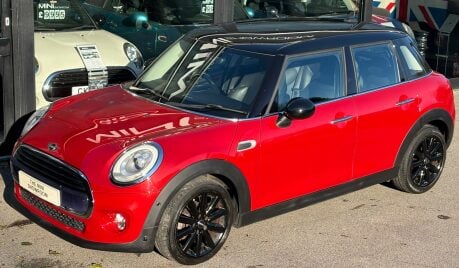 Mini Hatch Cooper 1.5 Automatic Chili / Media XL 5 door + SAT NAV + LEATHER + PDC 9