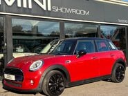 Mini Hatch Cooper 1.5 Automatic Chili / Media XL 5 door + SAT NAV + LEATHER + PDC 1