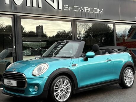 Mini Convertible Cooper 1.5 Chili / Media - SAT NAV + MINI CONNECTED + 17" ALLOYS