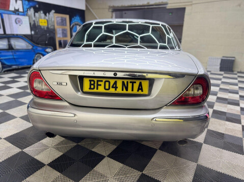 Jaguar XJ XJ 3.0 XJ6 4dr 15