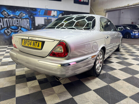 Jaguar XJ XJ 3.0 XJ6 4dr 18
