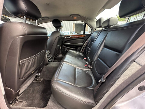 Jaguar XJ XJ 3.0 XJ6 4dr 30