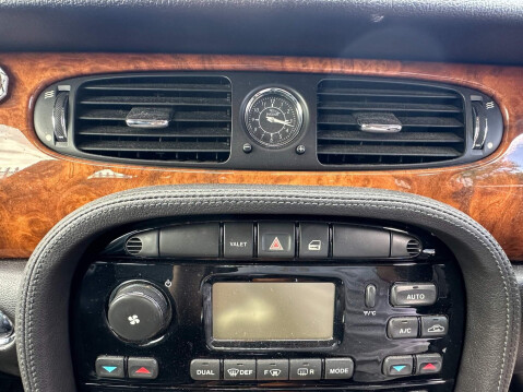 Jaguar XJ XJ 3.0 XJ6 4dr 45
