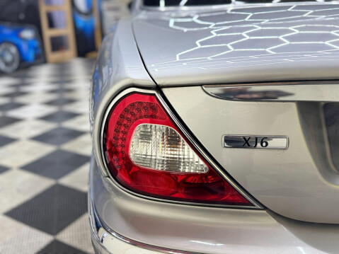 Jaguar XJ XJ 3.0 XJ6 4dr 57