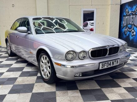Jaguar XJ XJ 3.0 XJ6 4dr