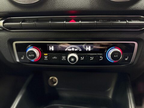 Audi A3 A3 1.6 TDI S line Sportback Euro 6 (s/s) 5dr 35