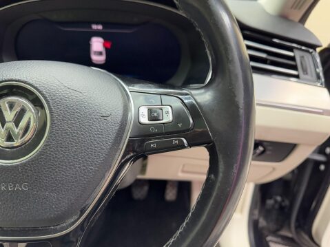 Volkswagen Passat 1.6 TDI GT Euro 6 (s/s) 4dr 28