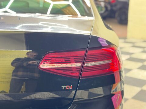 Volkswagen Passat 1.6 TDI GT Euro 6 (s/s) 4dr 30