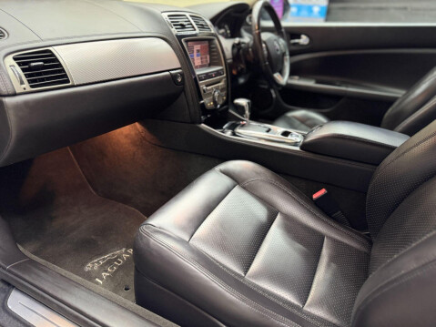 Jaguar XKR 4.2 V8 Auto Euro 4 2dr 32