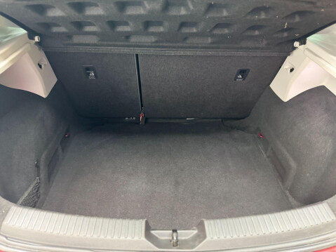SEAT Leon 2.0 TDI FR Technology Euro 6 (s/s) 5dr 44