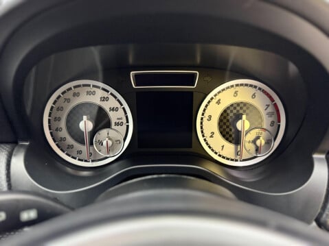 Mercedes-Benz A Class 1.6 A200 Sport Euro 6 (s/s) 5dr 33