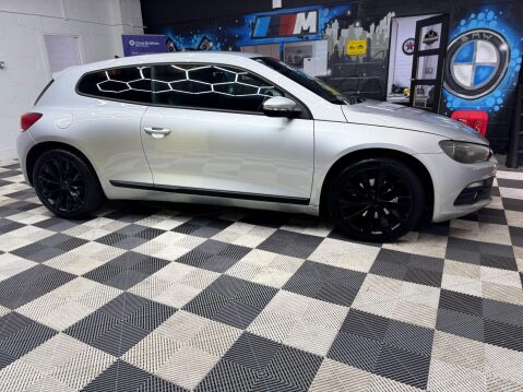 Volkswagen Scirocco 2.0 TDI GT DSG Euro 5 3dr (Leather, Nav) 12
